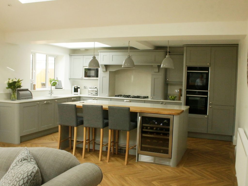 Dorethea grey kitchen doors