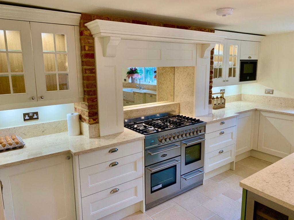Savannah White kitchen doors