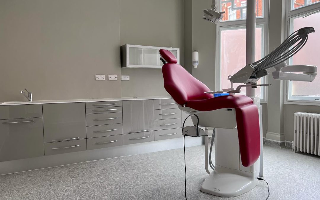 Parapan High-Gloss Doors Shine in Dental Practice